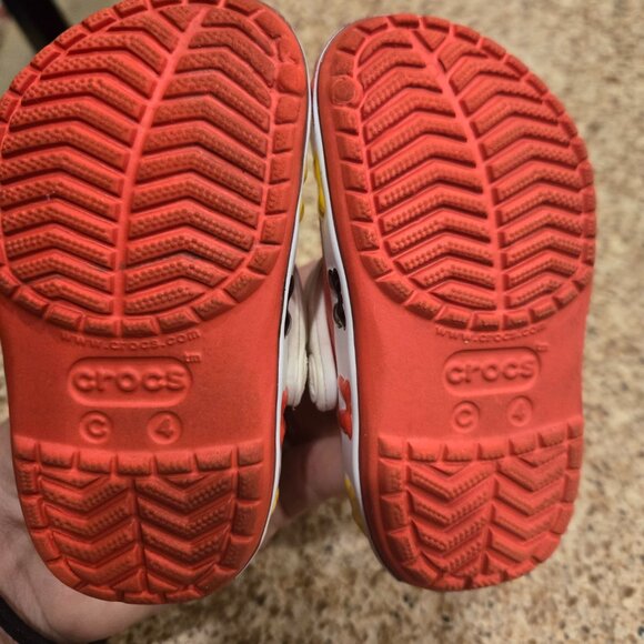 Minnie Mouse Crocs - Picture 2 of 6